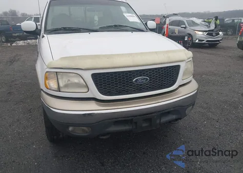 2001 Ford F-150 King Ranch Edition/Lariat/Xlt from USA, damaged, VIN 1FTRW08L81KE30191